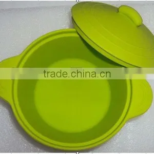 Novelty Silicone Bowl With Lid (kitchenware) thumbnail-1