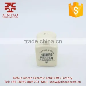 Hotel and Home Plain White Cheap Ceramic Salt and Pepper Set Ceramic Spice Shaker thumbnail-1