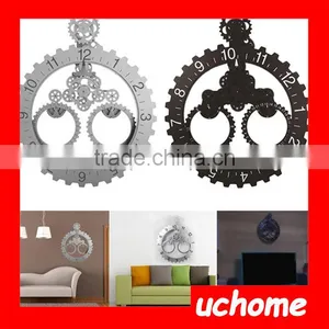 UCHOME Triangular Gear Wheel Clock thumbnail-1