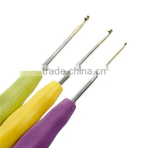 Wholesale Size 13.5cm Small Size TPR 0.5-2.50mm Aluminum Crochet Hook Set thumbnail-3