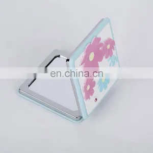 Wholesale Cheap Promotional Mini Plastic Folding Pocket Mirror thumbnail-4