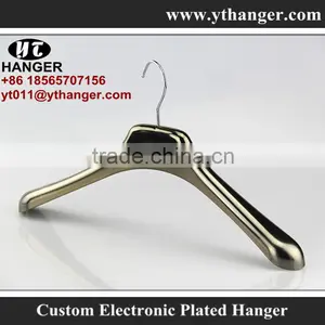 IMY-362 Electroplating Wide Hanger for Man Wide Shoulder Coat Hanger thumbnail-1