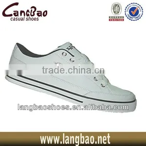 Wholesale White Classical Canvas Shoes C009 thumbnail-1