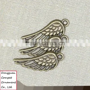 Wholesale Zinc Alloy Hot Hollow Out Snitch Wings Pendant thumbnail-3