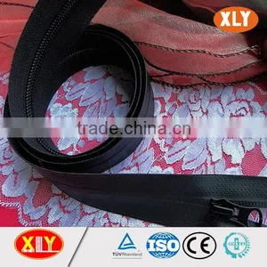 China XLY Zipper #10 Close End Auto Lock Slider Waterproof Zipper thumbnail-6
