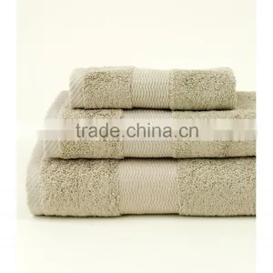 Wholesale Hot Selling High Quality Bath Hotel Bamboo Towel Gift Set thumbnail-5