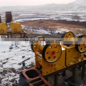 Energy-saving Mica Ore Crushing Machine for Sale thumbnail-1