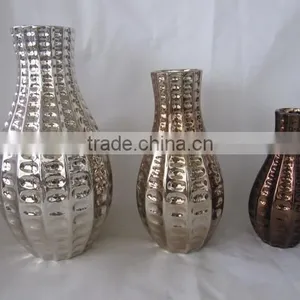 Porcelain Flower Antique Chinese Ceramic Vase for Sale thumbnail-1