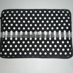 Neoprene Sleeve for IPad thumbnail-1