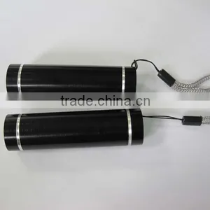 High-Power LED Aluminium Alloy Flashlight thumbnail-1
