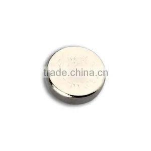 AG4 Alkaline Button Battery Dry Cell Battery thumbnail-1