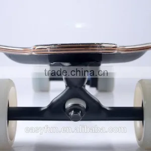 Stable 1200W Power Brushless Motor Linear Acceleration Electric Skateboard thumbnail-3