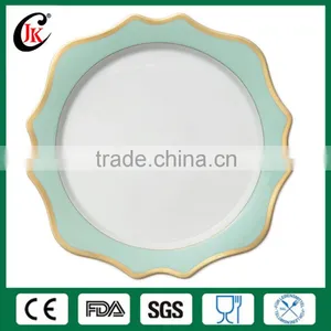 Wholesale High Grade 13 Inch Luxury Ceramic Decorative Gold Charger Plates for Wedding thumbnail-1