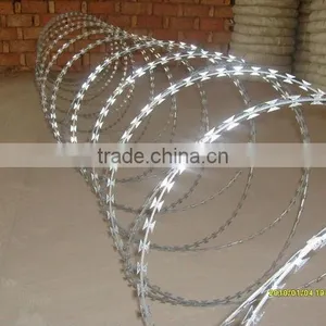 Concertina Razor Barbed Wire BTO-22/low Price Concertina Razor Barbed Wire/Galvanized Razor Barbed Wire(Anping Factory) thumbnail-1