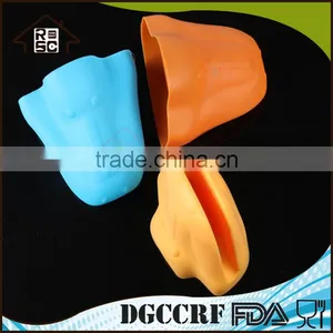 NBRSC Free Sample Available Household Silicone Kitchen Gloves Silicone Rubber Oven Mitts Kitchen Glove thumbnail-3