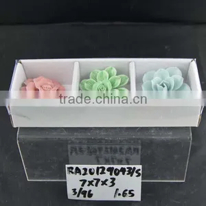 Wholesale Ceramic Figurine With Flower Design for Valentine's Day & Wedding thumbnail-1