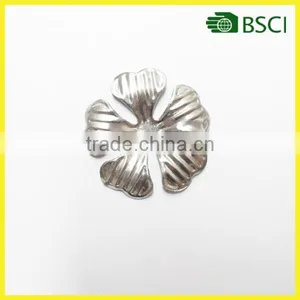 YS15B059 Flower Wrought Iron Components for Home Decoration or Garden Decor thumbnail-1