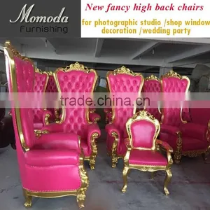 YM01Throne Chair - Queen Chair Upholstered in Luxurious Tufted Purple Velvet thumbnail-3