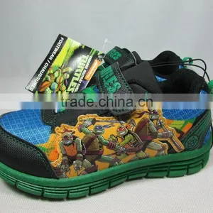 China Factory Export Excess Stock Kids Sports Shoes Clearance for Sale thumbnail-1