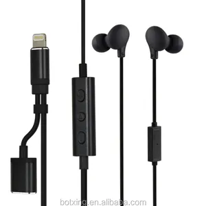 Newest High Quality Wired Stereo Super Bass MFi Earphone for IPhone With Charging and Listening Concurrently thumbnail-1