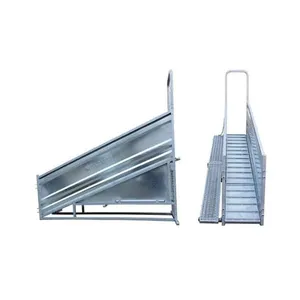 Heavy Duty Cattle Loading Ramp With Winch Galvanized Portable Livestock Cattle Goat Sheep Loading Ramp thumbnail-2