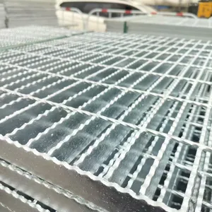 Polymachine Trench Drain Cover, Self-Cleaning Design, 200mm Width, Open Area 80%, 5mm Lamella Spacing thumbnail-4