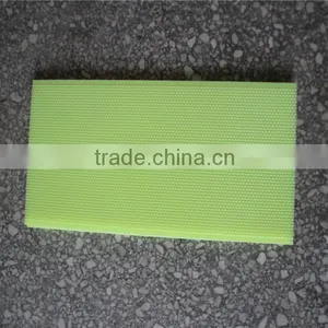Bee Plastic Honey Comb Foundation Plastic Comb Foundation for Apiculture thumbnail-5