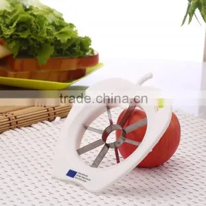 Functional Plastic Apple Cutter thumbnail-1