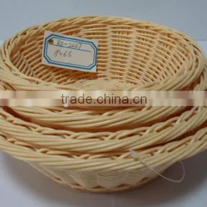 Plastic Imitation Ratten Bread Basket thumbnail-1
