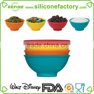 Set of 4 Mini Silicone Pinch Mixing Bowl thumbnail-1