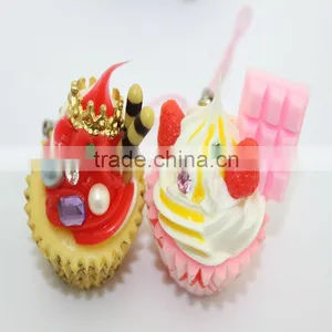 PVC Fashionable Keychain thumbnail-1