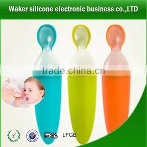 Silicone Extruding Assisted Food Feeder Weaning Spoon Feeding Bottle Spoon thumbnail-1