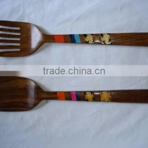 Wood Spoons thumbnail-3