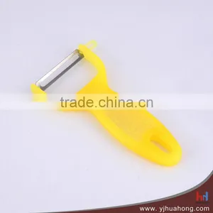 Wholesale Price Kitchen Vegetable Fruit Plastic Peeler HPL-12 thumbnail-1