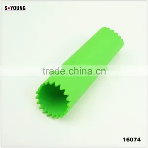 16074hot Sale Pratical Silicone Garlic Peeler thumbnail-1