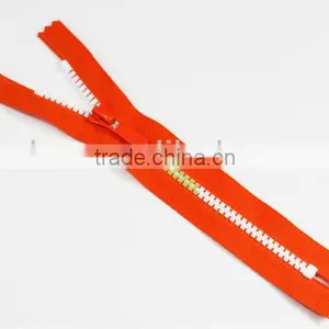 2014 Closed-End Plastic Zipper in Factory thumbnail-1