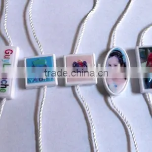 China Supplier Custom Made Hang Tag Plastic String Seal thumbnail-1