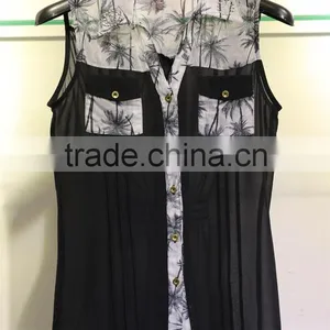 Fashion Style Model Design Coconut Tree Printed Black and White Sleeveless Chiffon Blouse thumbnail-1