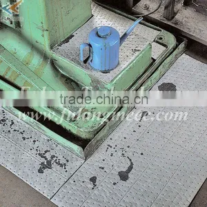 Liquid Absorbent Pad thumbnail-1