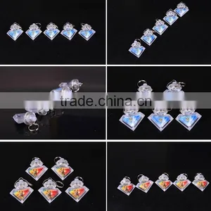 Wholesale Mixed Batch Export Best Selling Third-generation Led Light Flash Pendant thumbnail-2