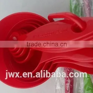Eye Catching Bright Red Plastic Measuring Scoop Made in Guangdong thumbnail-3