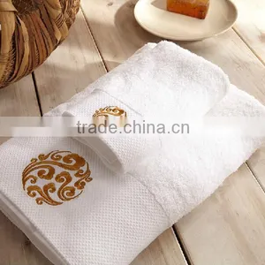 Factory Directly Sale Cotton 16s Custom Embroidery White Hotel Towels Supplier thumbnail-6