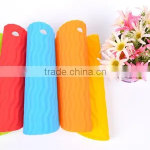 Heat Resistant Non-slip Place Mat Silicone Pot Holder thumbnail-2