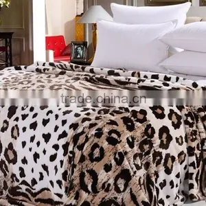 Super Soft Leopard Print Flannel Fleece Blanket thumbnail-3