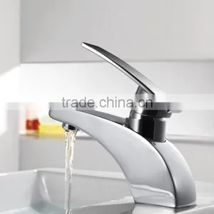 Bathroom Deck Mounted Brass Wash Basin Faucet thumbnail-2