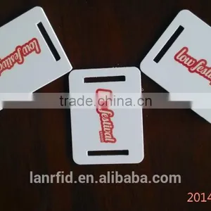 EM4200 Chip Nfc Smart Card With Two Punched Holes thumbnail-4