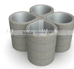 Outdoor Large Rattan Flower Pots thumbnail-1