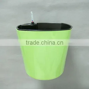 Plastic Flower Pot for Automatically Displays the Water Level thumbnail-1