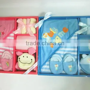 Baby Bath Clothing Gift Set/hooded/slipper/bib/washcloth/wash Mitten thumbnail-1