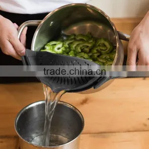 Snap 'n Strain Universal Strainer Colander thumbnail-4